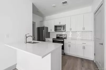 75 Forester Avenue #TH1, Warwick, NY 10990 - Photo 3