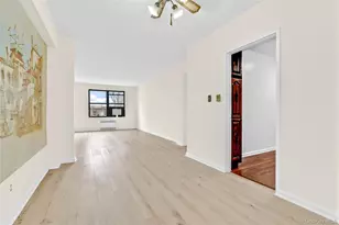 25-11 Union St, Flushing, NY 11354 - Photo 5