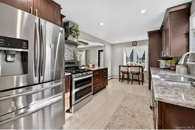 62 McCouns Lane, Oyster Bay, NY 11771 - Photo 7