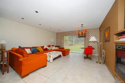 21 Walnut Hill Road, Poughkeepsie, NY 12603 - Photo 11