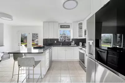 167 Tuckahoe Lane, Southampton, NY 11968 - Photo 23