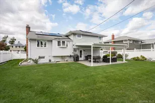 6 David Dr, Farmingdale, NY 11735 - Photo 23