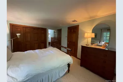 106 Laurel Lane, Port Jefferson, NY 11777 - Photo 19