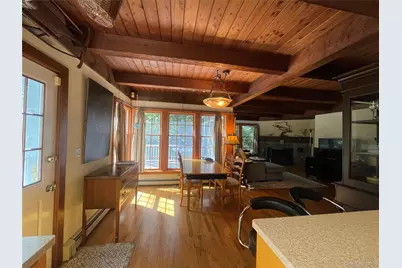 106 Laurel Lane, Port Jefferson, NY 11777 - Photo 9