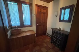 106 Laurel Ln, Port Jefferson, NY 11777 - Photo 3