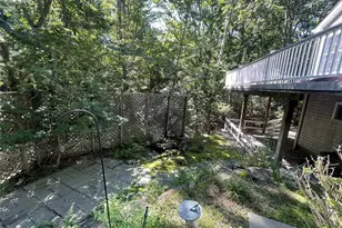 106 Laurel Ln, Port Jefferson, NY 11777 - Photo 35