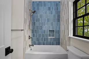 756 Mount Sinai-Coram Rd, Mount Sinai, NY 11766 - Photo 29