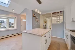 126 Swan Ln, Levittown, NY 11756 - Photo 19