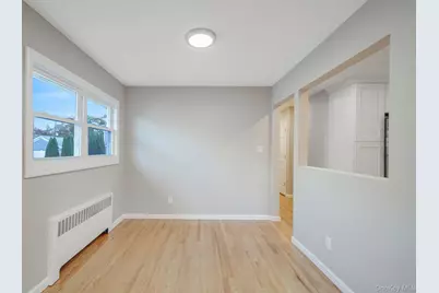 116 Parkhill Avenue, Massapequa, NY 11758 - Photo 15