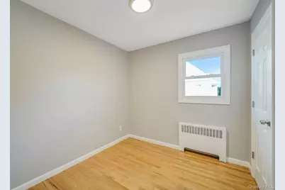 116 Parkhill Avenue, Massapequa, NY 11758 - Photo 25