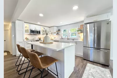 45 Rose Place, Selden, NY 11784 - Photo 5