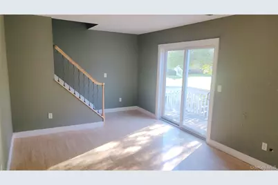 35 Gibbs Road #22, Coram, NY 11727 - Photo 11