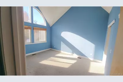 35 Gibbs Road #22, Coram, NY 11727 - Photo 15