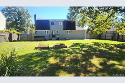 439 Southport Street, Ronkonkoma, NY 11779 - Photo 19