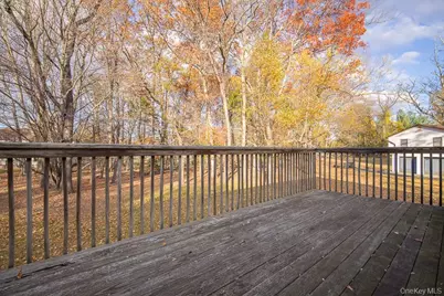 17 Parker Boulevard, Monsey, NY 10952 - Photo 9