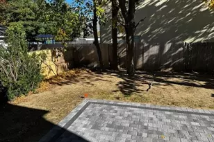 25 Maple Pl, Hicksville, NY 11801 - Photo 13