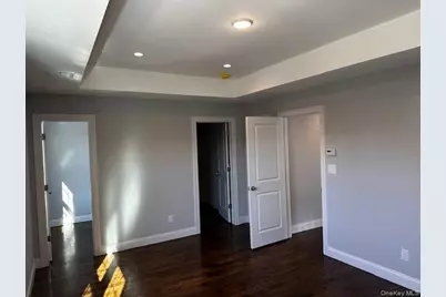 25 Maple Place, Hicksville, NY 11801 - Photo 11