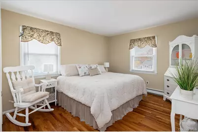 523 Manchester Road, Yorktown Heights, NY 10598 - Photo 17