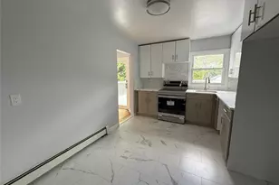 324 Buckingham Rd, Cedarhurst, NY 11516 - Photo 7