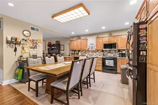 1041 N 4th St, New Hyde Park, NY 11040 - Photo 19