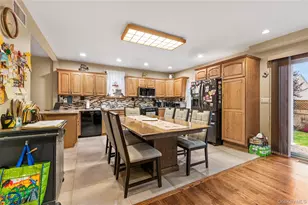 1041 N 4th St, New Hyde Park, NY 11040 - Photo 17