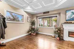 1041 N 4th St, New Hyde Park, NY 11040 - Photo 9