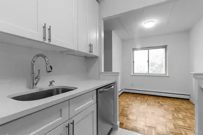 372 Central Park Avenue #2E, Scarsdale, NY 10583 - Photo 11