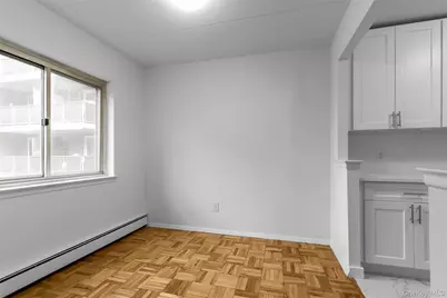 372 Central Park Avenue #2E, Scarsdale, NY 10583 - Photo 13