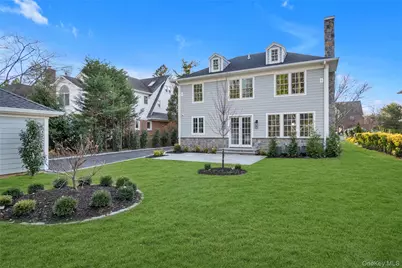 88 Plandome Court, Manhasset, NY 11030 - Photo 39