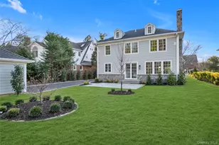 88 Plandome Ct, Manhasset, NY 11030 - Photo 39