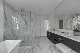 88 Plandome Ct, Manhasset, NY 11030 - Photo 33