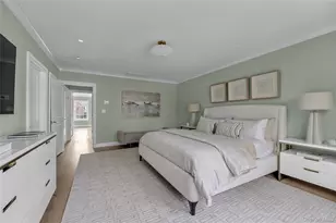 88 Plandome Ct, Manhasset, NY 11030 - Photo 23