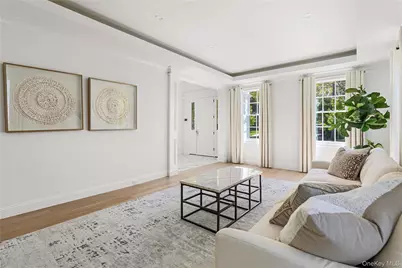 88 Plandome Court, Manhasset, NY 11030 - Photo 11