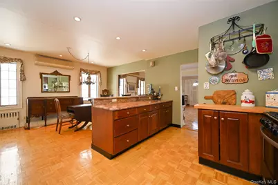 7136 Loubet Street, Forest Hills, NY 11375 - Photo 5