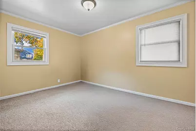 350 Sheridan Street, Westbury, NY 11590 - Photo 9