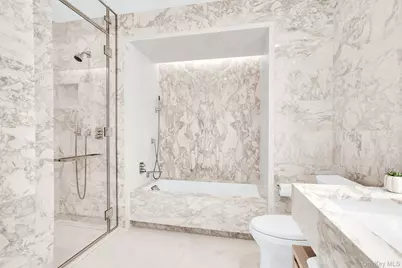 138 E 50th Street #26C, New York, NY 10022 - Photo 21