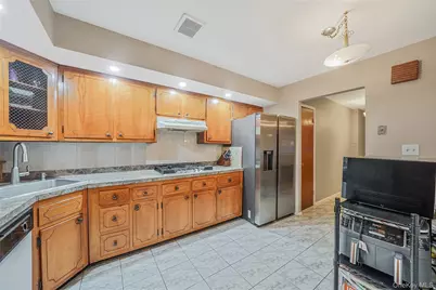 15 Paerdegat 12th Street, Brooklyn, NY 11236 - Photo 13