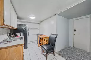 15 Paerdegat 12th St, Brooklyn, NY 11236 - Photo 27