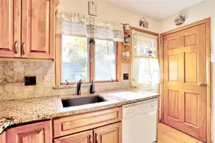 310 S Mountain Rd, New City, NY 10956 - Photo 13