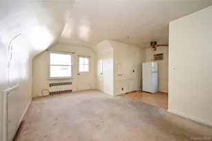 48-51 190th St, Fresh Meadows, NY 11365 - Photo 13