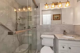 70-20 108th St, Forest Hills, NY 11375 - Photo 13