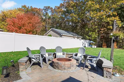 31 Fallen Leaf Road, Holbrook, NY 11741 - Photo 23