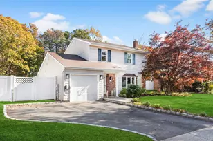 31 Fallen Leaf Rd, Holbrook, NY 11741 - Photo 3