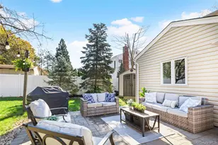 31 Fallen Leaf Rd, Holbrook, NY 11741 - Photo 25