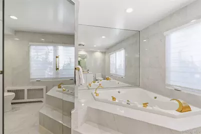 108 Bacon Road, Old Westbury, NY 11568 - Photo 19