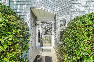 113 Lakebridge Dr N, Kings Park, NY 11754 - Photo 3