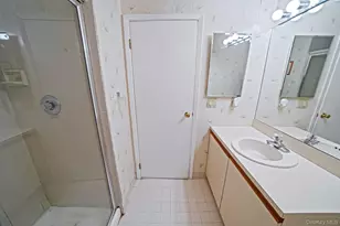 113 Lakebridge Dr N, Kings Park, NY 11754 - Photo 13