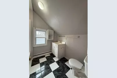 2760 Locust Avenue, Ronkonkoma, NY 11779 - Photo 11