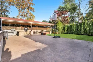 181-30 Tudor Rd, Jamaica, NY 11432 - Photo 39