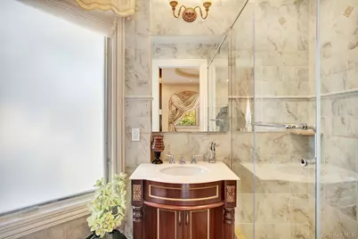 181-30 Tudor Road, Jamaica, NY 11432 - Photo 29